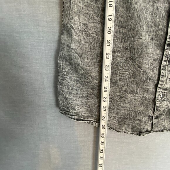 Buffalo David Bitton Cotton Shirt Mens Large Acid Wash Short Sleeve Button Up - Picture 8 of 8